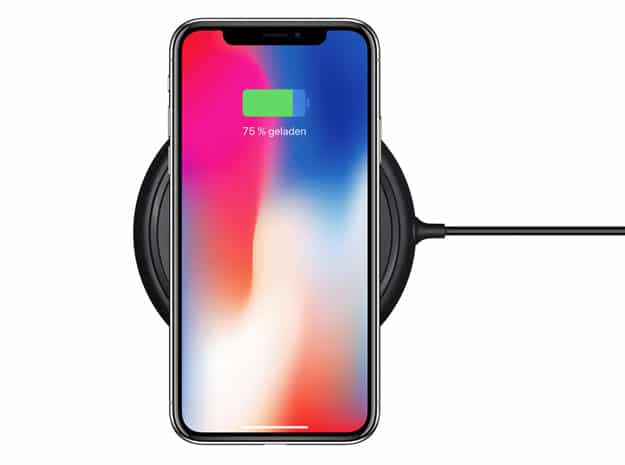 Kabelloses Aufladen des Apple iPhone X