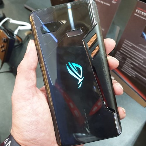 ASUS ROG Phone im Test: Des mobilen Zockers Traum-Smartphone