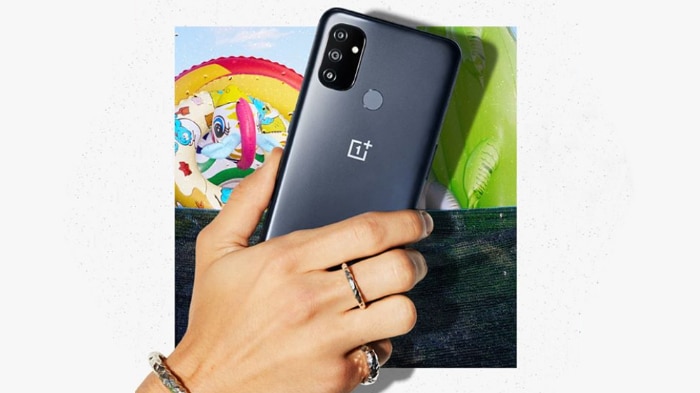 OnePlus Nord N100 - Spielen im Sand