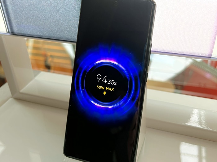 Xiaomi 12 Pro Test - 50 Watt Wireless Charging