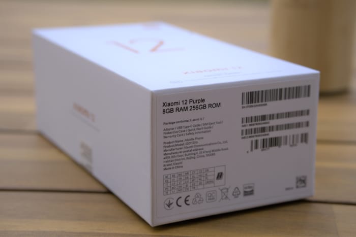 Xiaomi 12 Test - Box & Lieferumfang