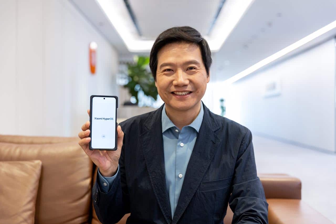 Lei Jun zeigt Xiaomi HyperOS
