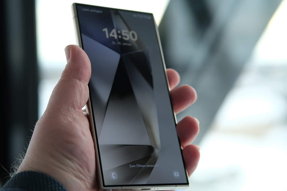 Samsung Galaxy S24 Ultra - Frontseite - mit Vertrag in den deutschen Mobilfunknetzen!