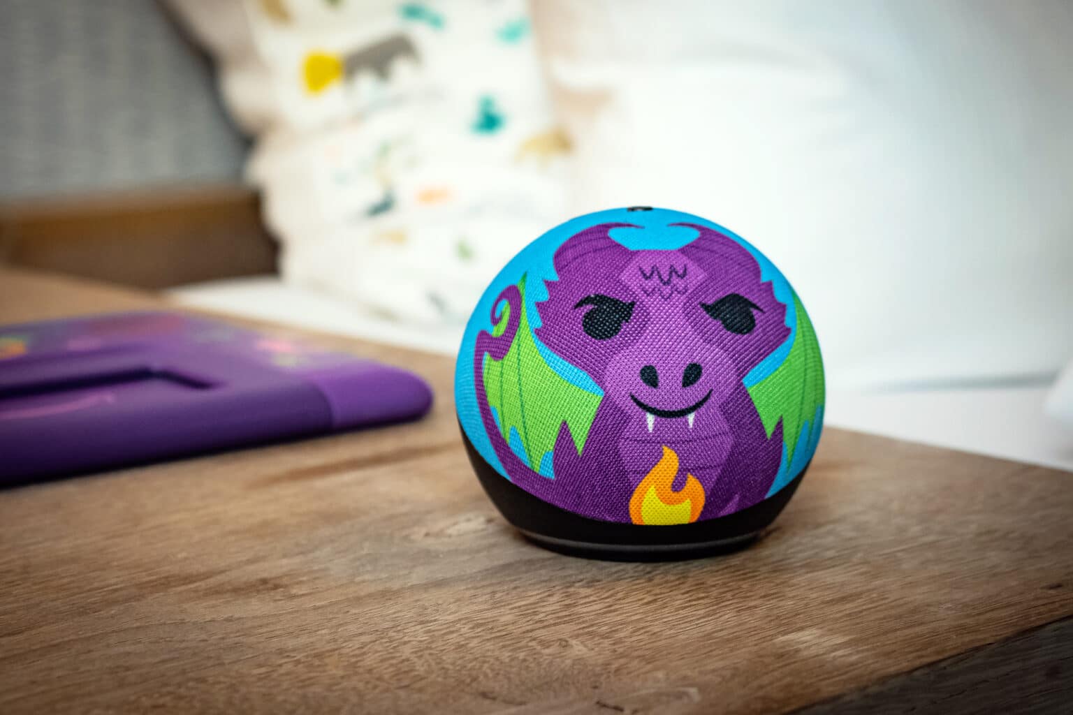 Amazon Echo Dot 5 (2022) Kids mit lilafarbenen Drachenlook