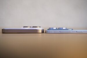 iPhone 16 Pro Max vs. Samsung Galaxy S25 Edge – Bump!
