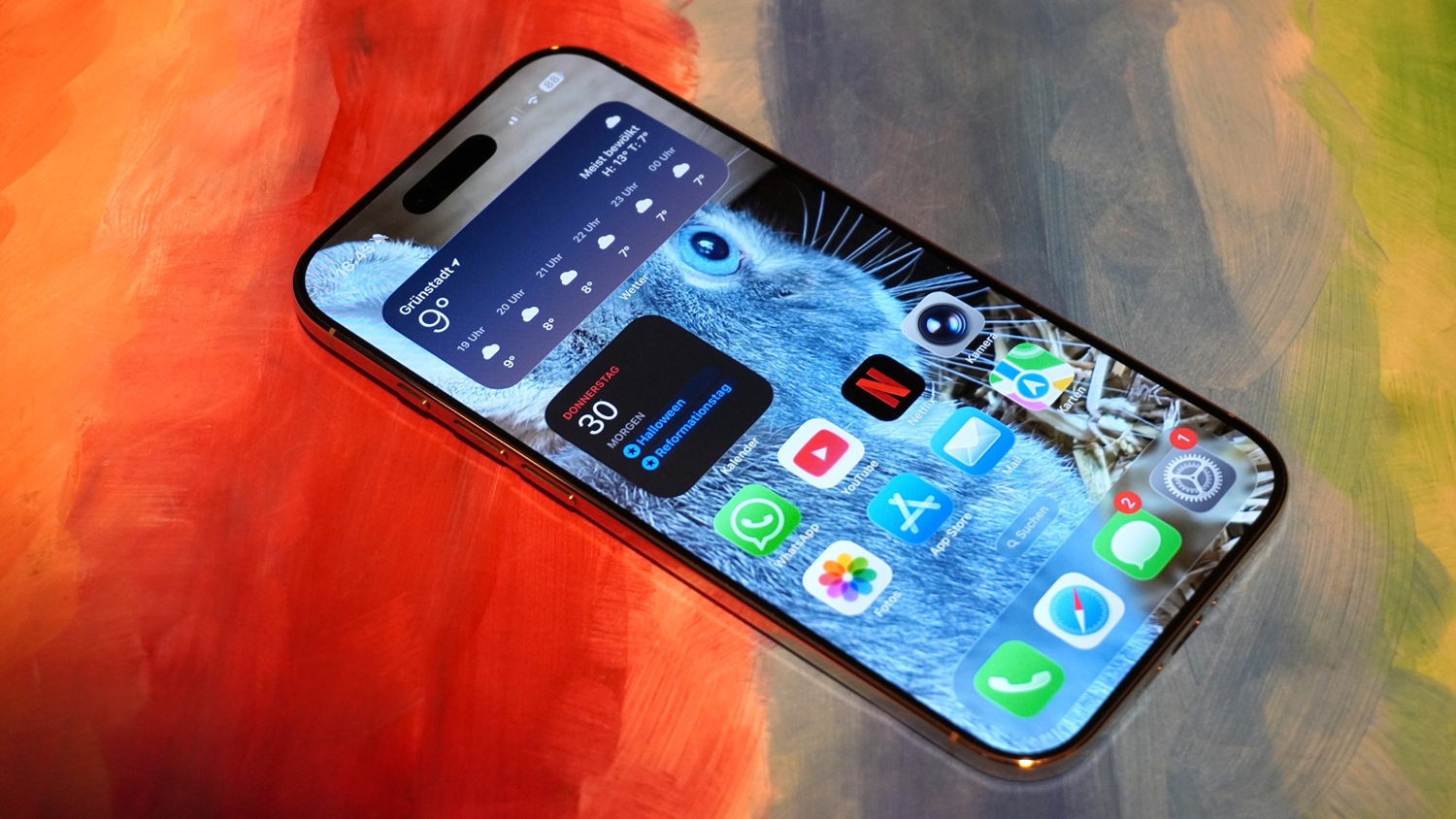 Display des Design-Handys (c) André Reinhardt