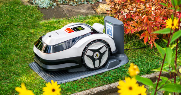 Ladestation des RoboUP Racoon 2 SE