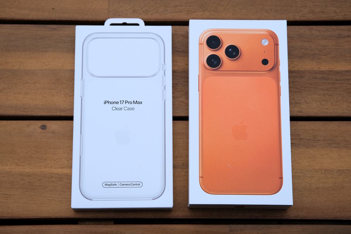 Apple iPhone 17 Pro Max und Clear Case im Test