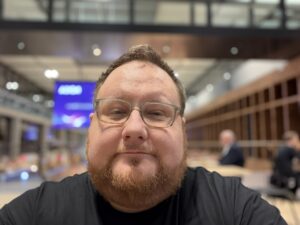 Testshot: iPhone 17 Pro Max - Seflie #4