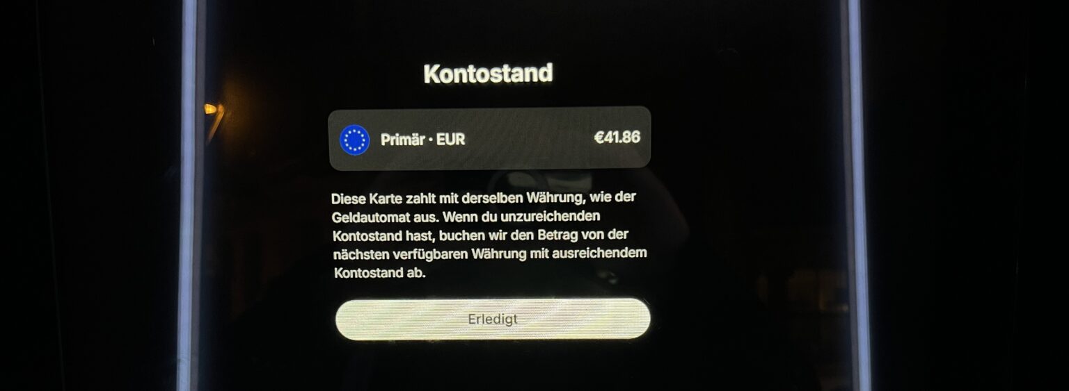 Kontostandsanzeige auf dem Display.