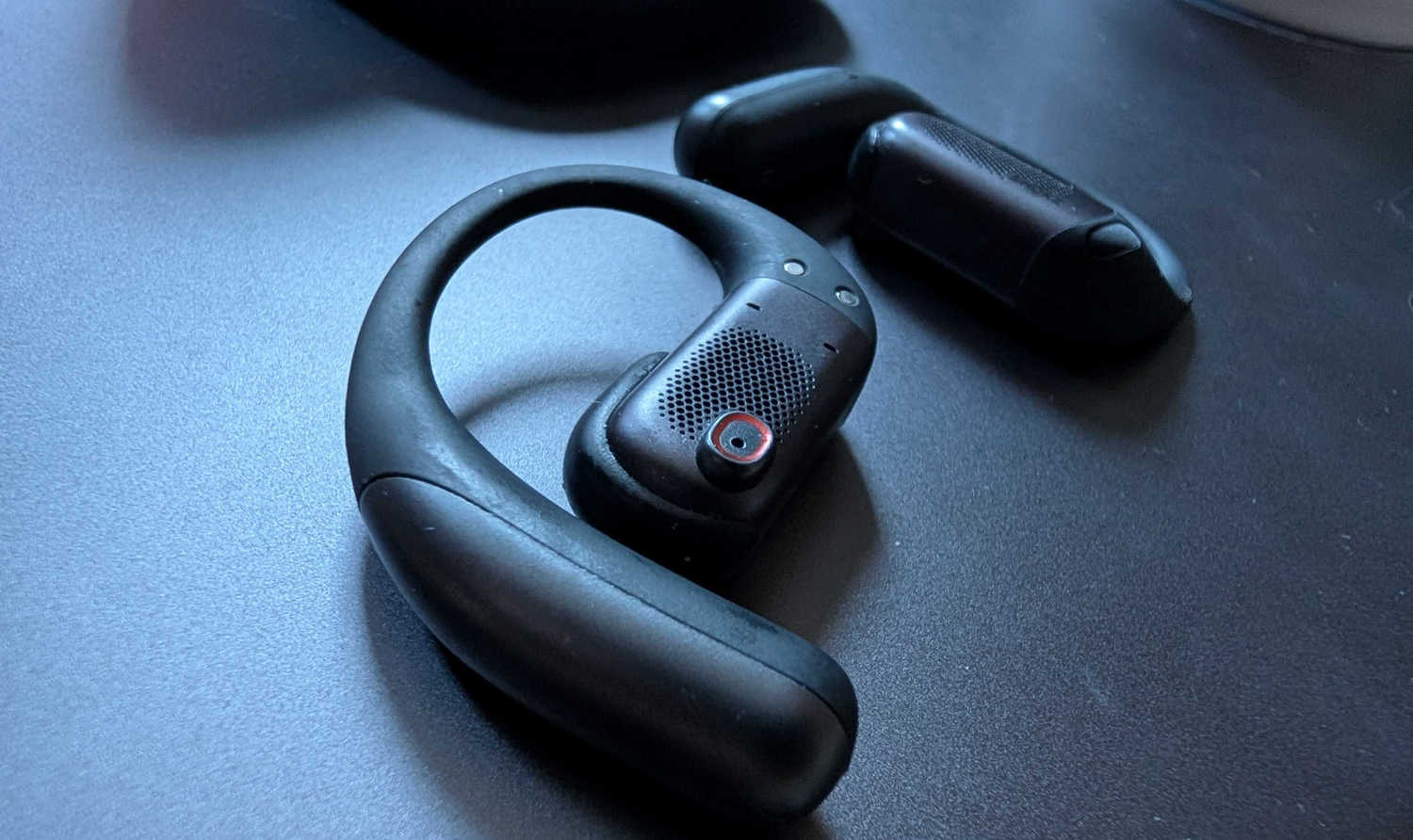 Shokz Open Fit Pro Nahaufnahme