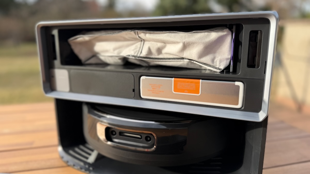 Narwal Flow 2 im Test – Staubbeutel in Basis