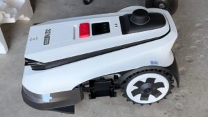 ECOVACS GOAT A1600 LiDAR PRO – entpackt