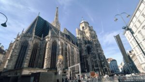 vivo X300 Pro Testfoto – Wiener Dom weitwinkel