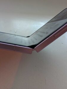 Z Flip 8 Test: die Displayfalte
