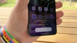 Motorola Edge 70 Max im Test – Qira-aktiv