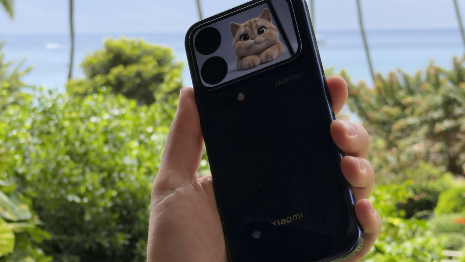 Xiaomi 18 Pro im Ersteindruck - Display auf der Rückseite