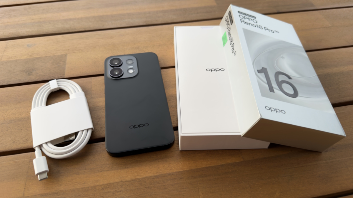 Oppo Reno 16 Pro Test – Lieferumfang
