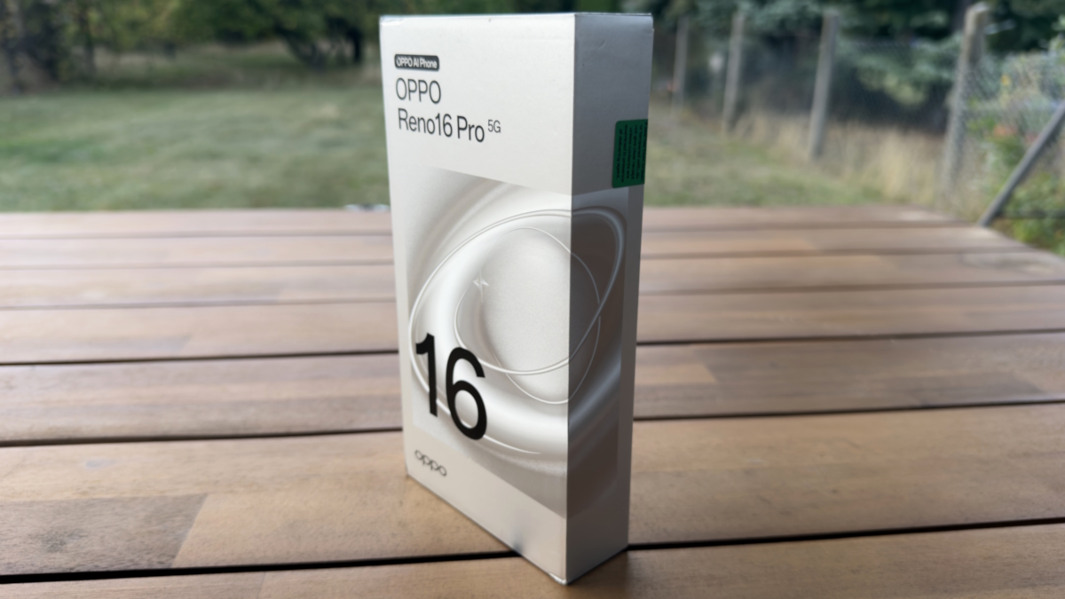 Oppo Reno 16 Pro Test – Verpackung