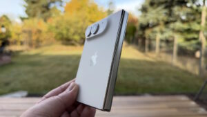 Unboxing: Apple iPhone Duo im Test – Rückseite