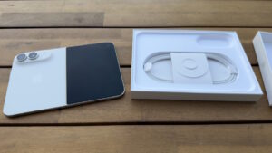 Unboxing: Apple iPhone Duo im Test – Kabel