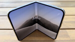 Unboxing: Apple iPhone Duo im Test – öffnen