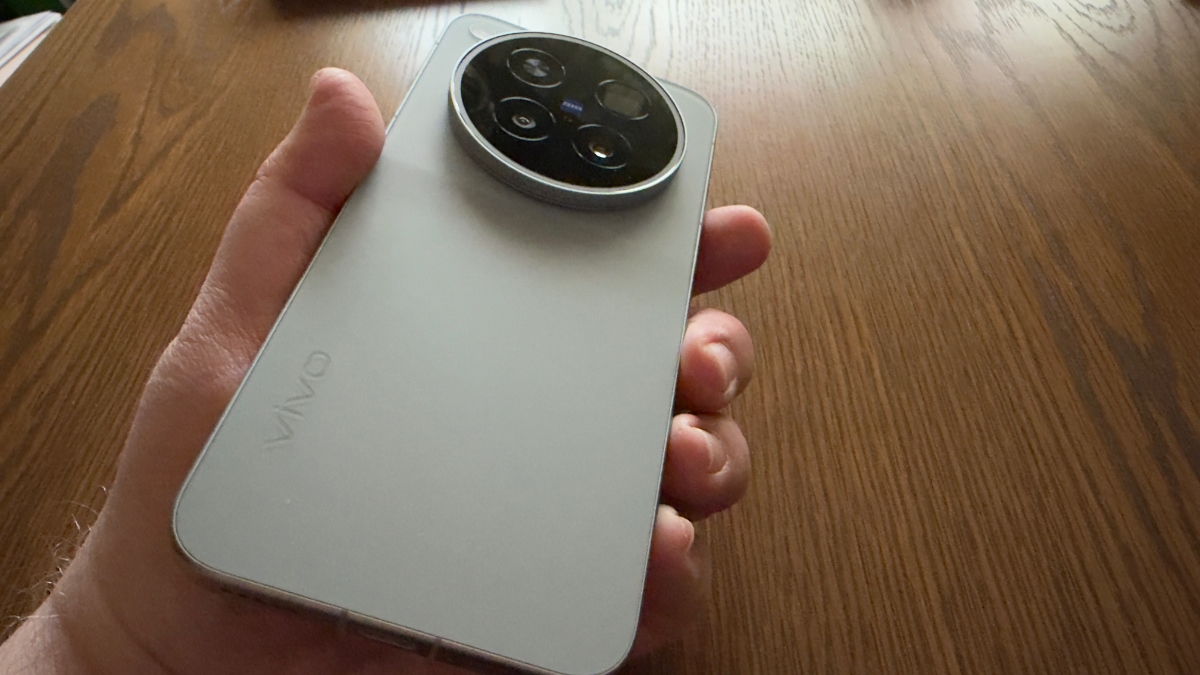 Vivo X500 Pro Max im Test – liegt gut in der Hand